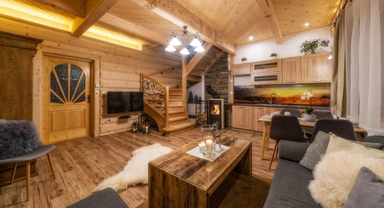Cyrhlica House Chalet